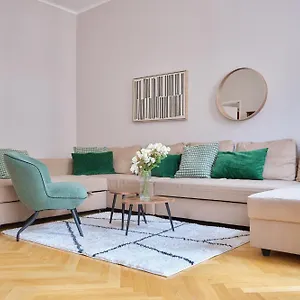 https://apt-chic-1-br-near-metro.vienna-besthotels.com